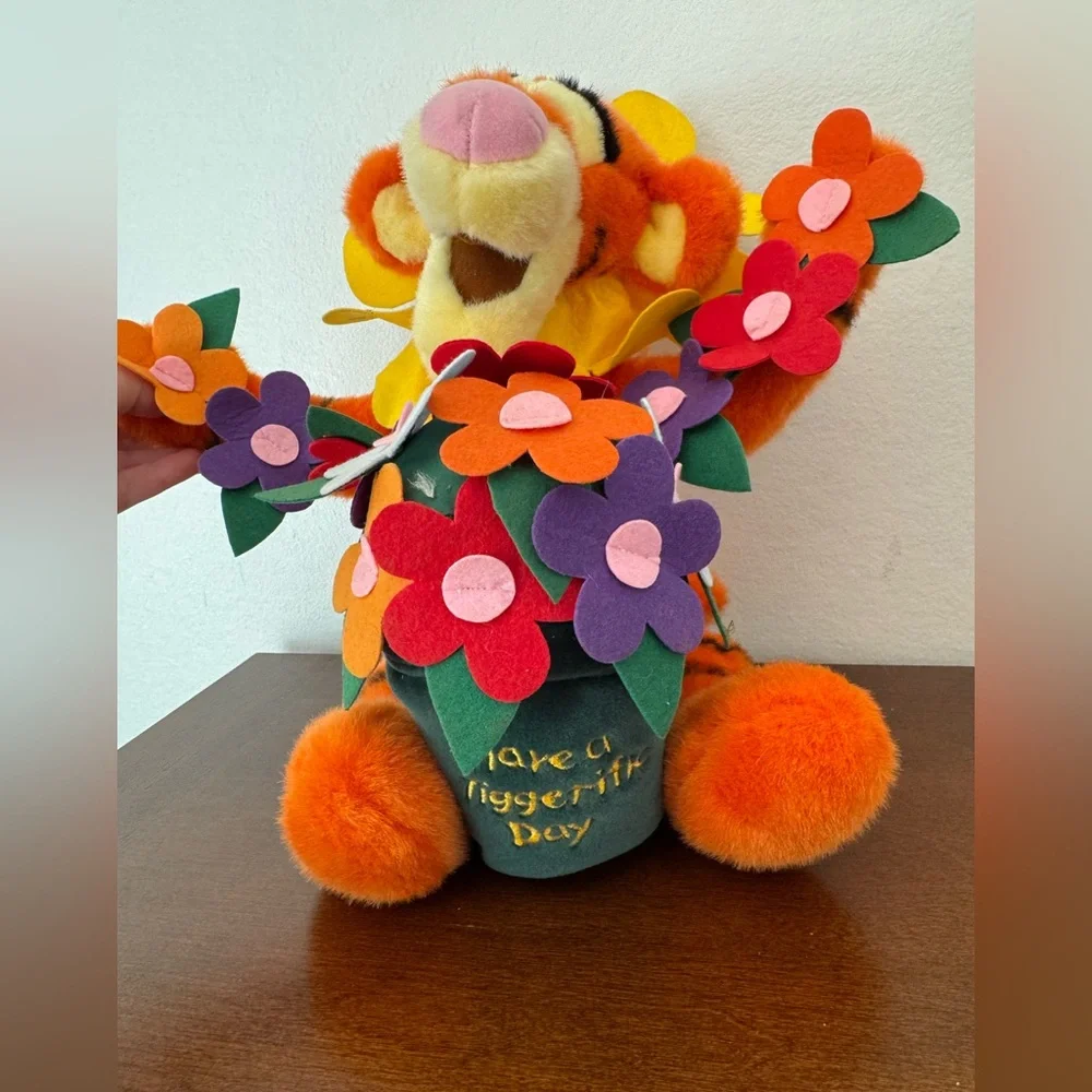 Vintage Winnie the Pooh Tigger Have a Tiggerific Day Plush